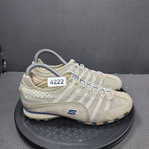 Womens Sz 7.5 Beige Skechers Bikers Straightaway Slip On Shoes - Picture 1 of 9